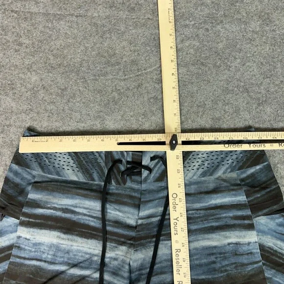 Lululemon Shorts Mens 32 Blue Black Board Drawstring Swim Trunks Current State - Picture 2 of 7